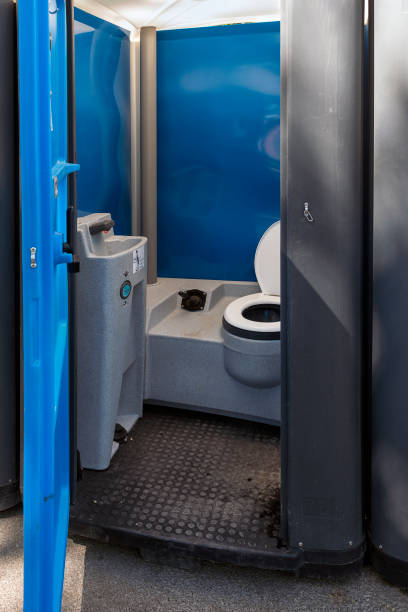 Best Portable toilet rental cost  in Mayer, MN